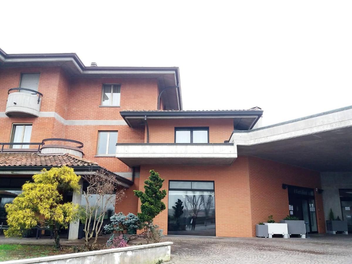 Hotel Verri Misano di Gera dʼAdda Exterior foto